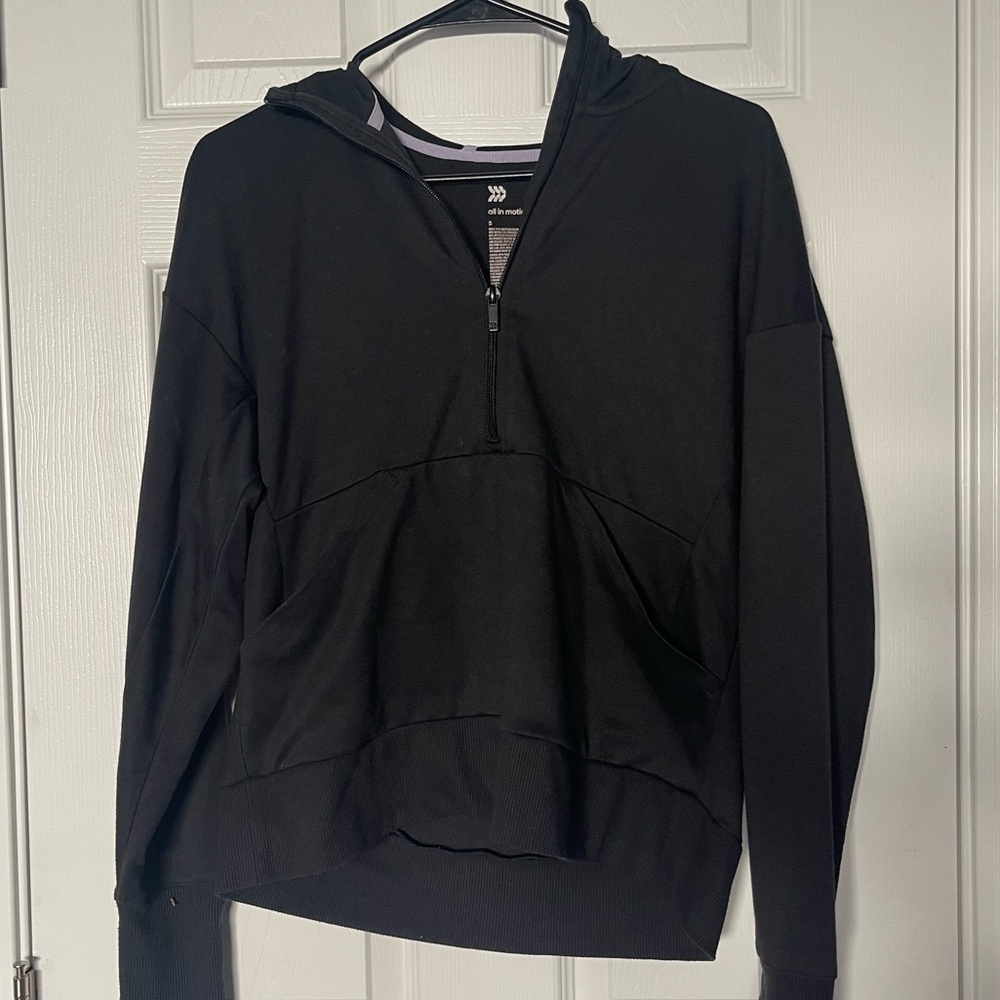 Women’s All in Motion Activewear Sweater size Small